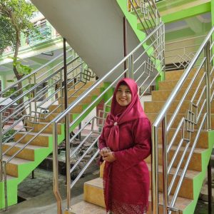 Kepala Sekolah FIRSTINA HUSNIYA WURY, S.Sos, M.Pd.