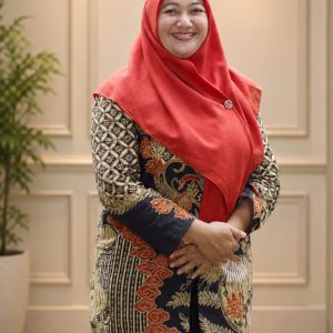 Staff Waka Kesiswaan Dewi Nur Azizah,S.Pd.,M.Pd.